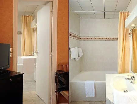 Отель Auriane Porte De Versailles 2*