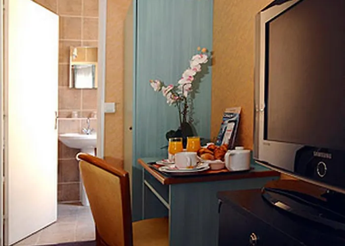 Auriane Porte De Versailles Hotel Parigi