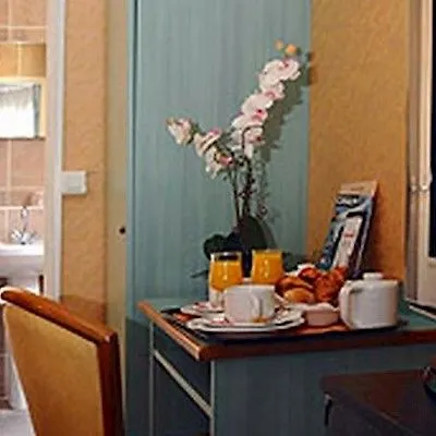 Auriane Porte De Versailles Parigi