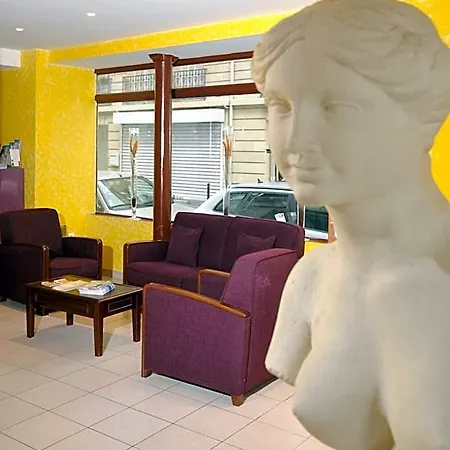 호텔 오리안 포르트 드 베르사유 2*