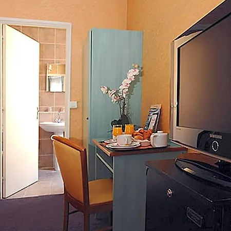 Auriane Porte De Versailles 2* Paříž