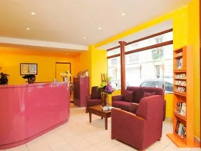 Auriane Porte De Versailles Otel Paris