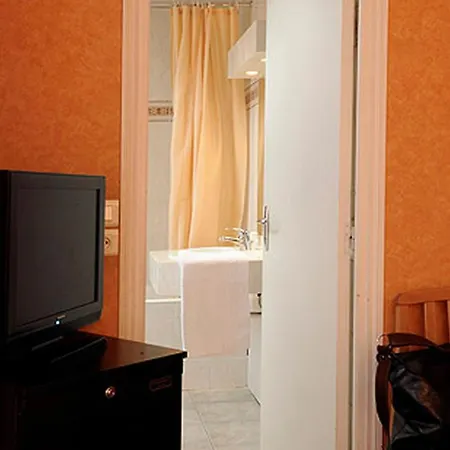 Auriane Porte De Versailles Hotel