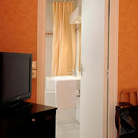 Auriane Porte De Versailles Hotel
