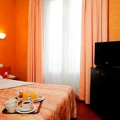 Hotel Auriane Porte De Versailles 2*
